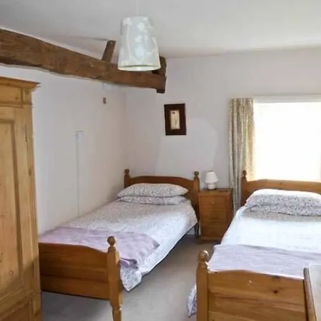 Nyaraló High Sprintgill *